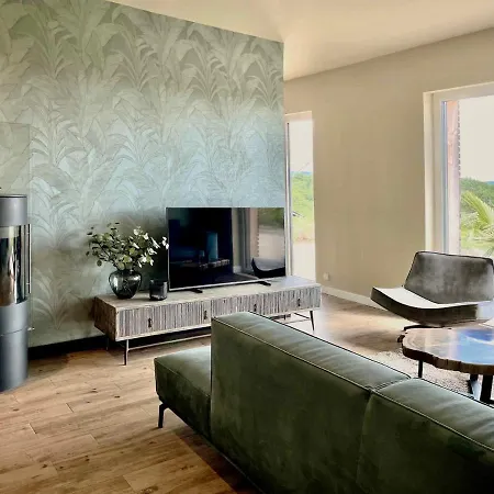 Luxapart Eifel Mit Privater Sauna Harscheid